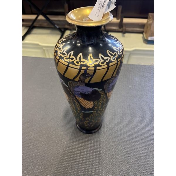 BAVARIAN VASE WITH LUSTROUS PEACOCK DECORATION