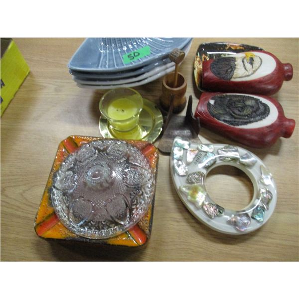 ESTATE:  FLAT C/W ASSORTED GLASSWARE