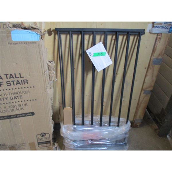 FREIGHT DAMAGE (AS IS):  BLACK SAFETY GATE (24 X 40.5 X 36"H OPENING)