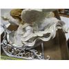 Image 2 : SLEIGH ORNAMENT WITH PENDELFIN BASE