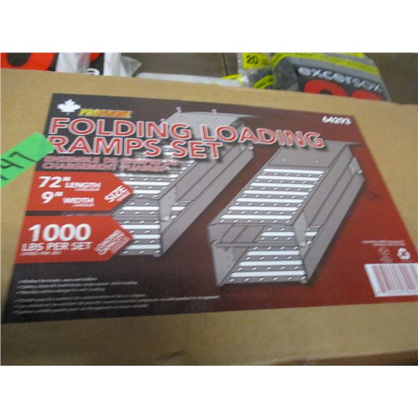 FREIGHT DAMAGE/STORE RETURN (AS IS):  FOLDING LOADING RAMP (1000 LB CAPACITY)