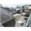 Image 5 : 2000 Godfrey Sweetwater 2424FCXL 24' Pontoon Boat  Needs Work/Restoration