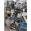 Image 1 : Craftsman Pedestal Grinder