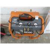 Image 1 : Ridgid 150 PSI Twin Cylinder Portable Air Compressor