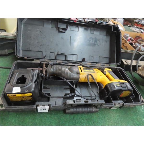 Dewalt Cordless Sawzall w/Charger