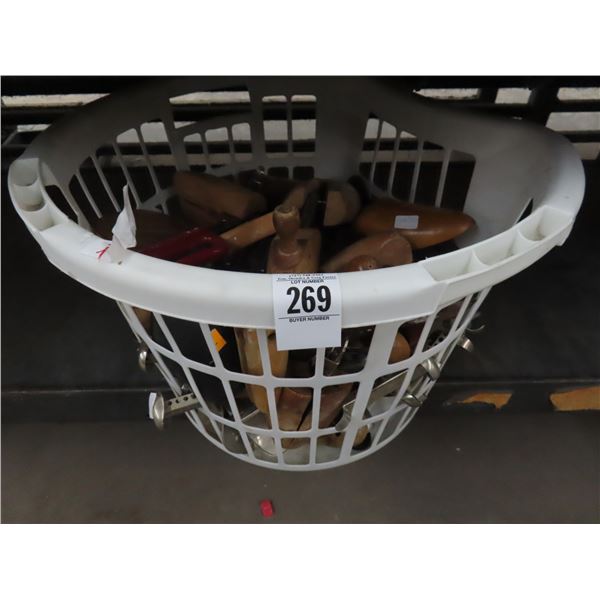 Shoe Forms w/Bin