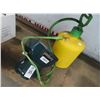 Image 1 : Pump Sprayer, Hand Spreader