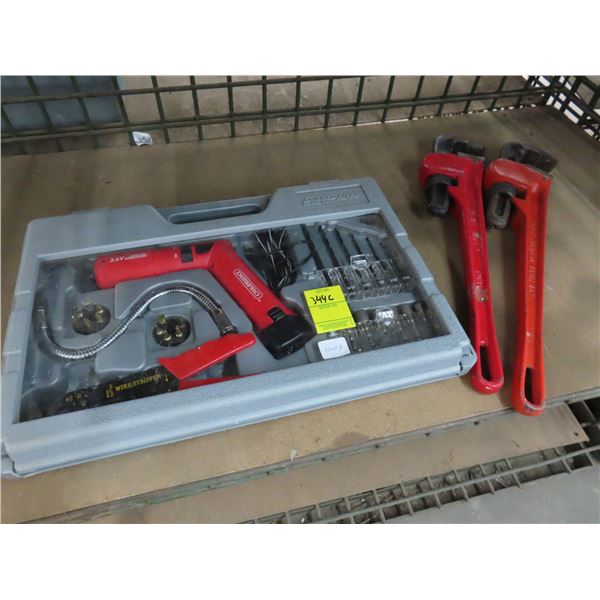 Snake Driver Power Pack, 2 Pipe Wrenches