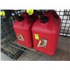 Image 1 : 2-5 Gallon Gas Cans