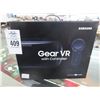 Image 1 : Samsung Gear VR w/Controller in Box