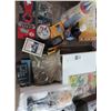 Image 3 : Lost Game, Sports Memorabilia, Asst. Souvenirs