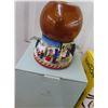 Image 2 : Massaging Headrest, Genie Rub, Cutboard, Music Box