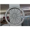 Image 1 : Ornate Round Wall Art