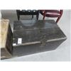 Image 1 : Wooden Storage Trunk