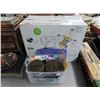 Image 1 : Singer Esteem Sewing Machine In Box, Sewing Accessories