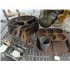 Image 3 : Vintage Penn Reels, Cast Cookware, Décor Items