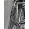Image 4 : Trek Ladie's Carbon Road Racing Bike