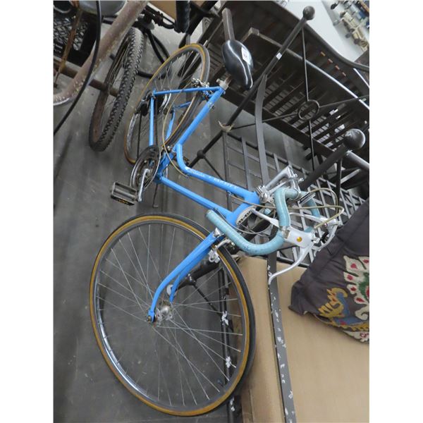 Schwinn Varsity Vintage - 10 Speed