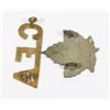 Image 2 : #161 WW1 CANADIAN INSIGNIA LOT CFA + COLLAR BADGE