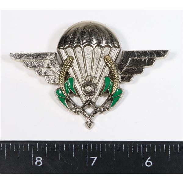 #191 FRENCH MADE PARATROOPER BADGE DRAGO PARIS