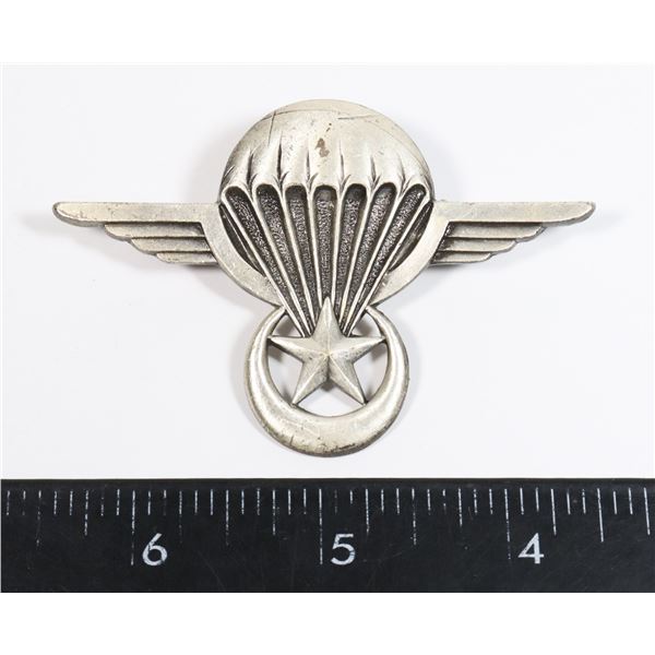 #192 FRENCH MADE PARATROOPER BADGE DRAGO PARIS