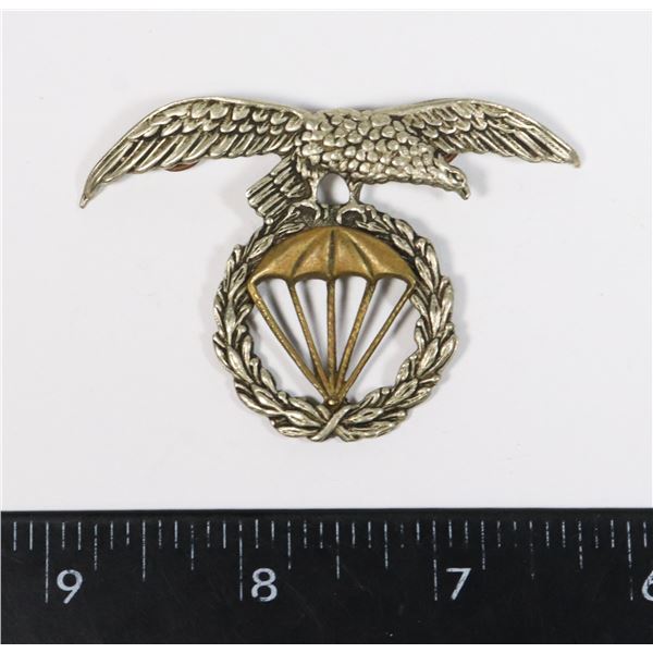 #197 PARATROOPER EAGLE WING INSIGNIA WORN