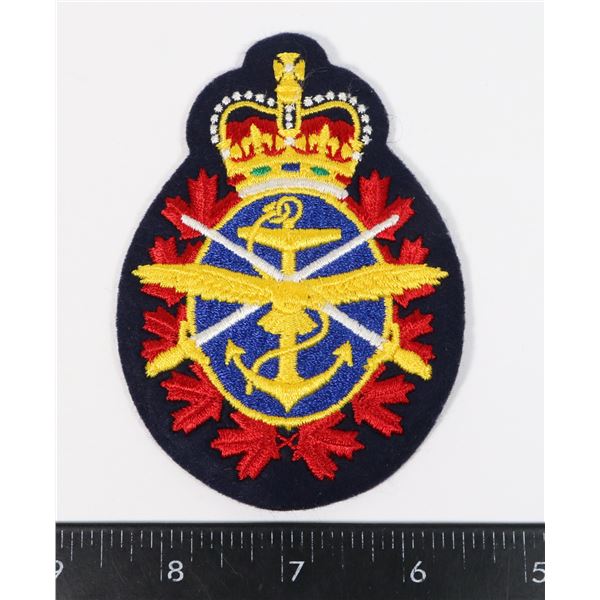 #229 CANADIAN FORCES PATCH MODERN ERA INSIGNIA