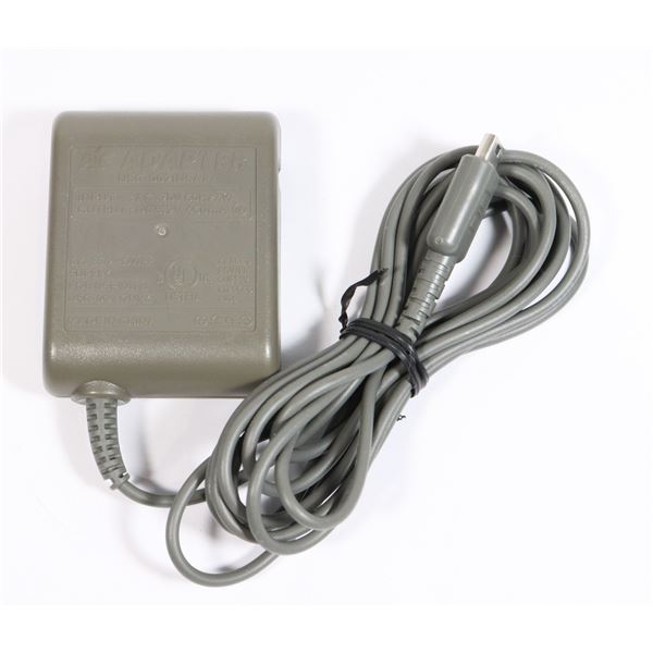 #581 NINTENDO DS LITE AC ADAPTOR USG-002