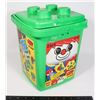 Image 1 : #803 LEGO DUPLO 2362 BIN WITH PIECES 1995