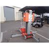 Image 2 : Man Lift
