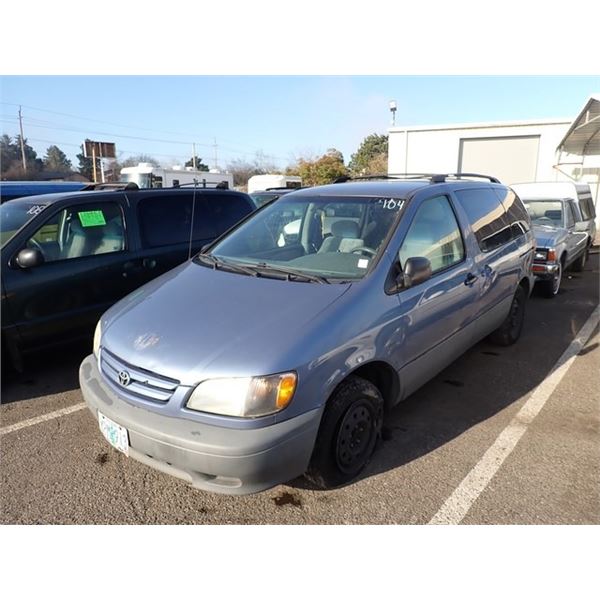 2002 Toyota Sienna