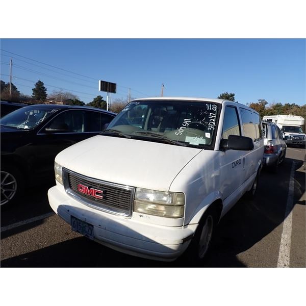 2004 GMC Safari