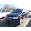 Image 1 : 2014 Chrysler Town and Country Runs With Mechanical Problems
