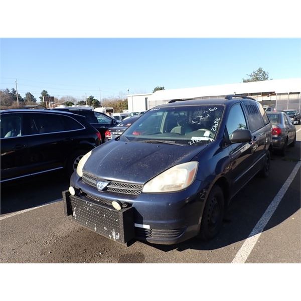 2005 Toyota Sienna