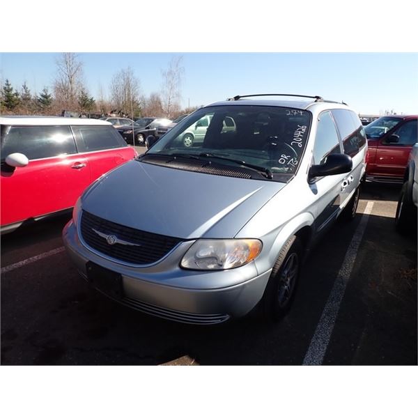 2003 Chrysler Town and Country