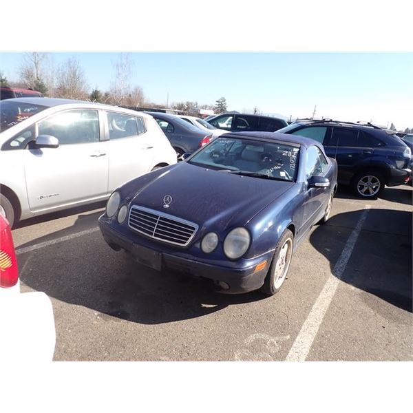 2000 Mercedes-Benz CLK430