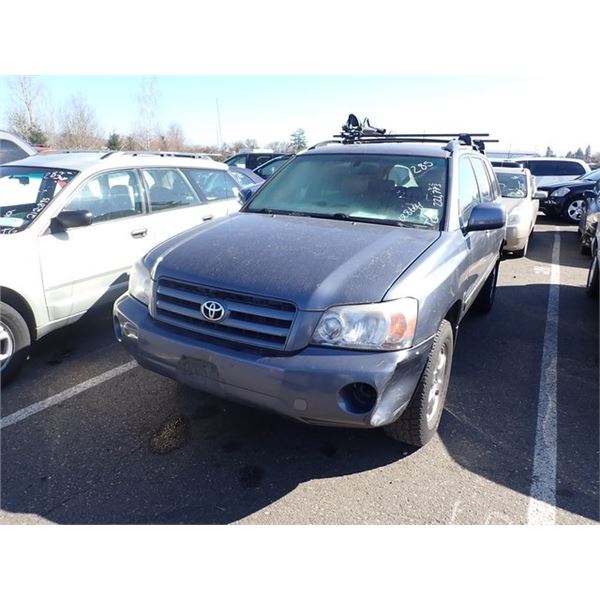 2004 Toyota Highlander