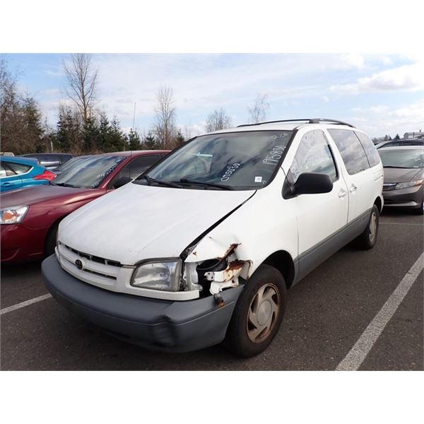 1999 Toyota Sienna
