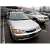 Image 2 : 2000 Mazda Protege
