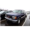 Image 1 : 1999 GMC Suburban