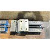 Image 3 : KURT MANUFACTURING CO. INDUSTRIAL MACHINE VISE WITH ASSORTED CLAMP PLATES