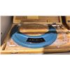 Image 2 : 2 COMMERCIAL INDUSTRIAL OUTSIDE MICROMETER GAUGE SETS IN PLASTIC TRANSPORT CASES