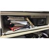 Image 3 : 5 DRAWER BEIGE METAL CABINET WITH ASSORTED MANUALS & MACHINE PARTS
