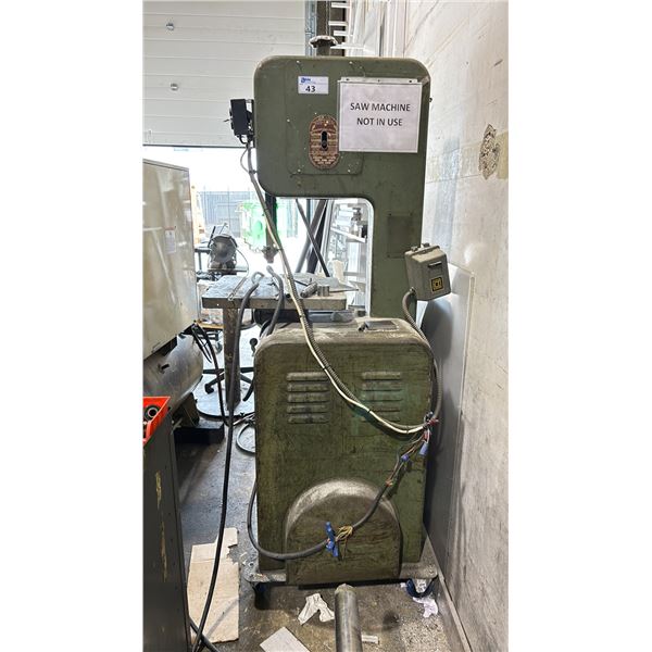 DO ALL S-F-P INDUSTRIAL ELECTRIC MOBILE VERTICAL METAL CUTTING BAND SAW *NEEDS SWITCH REPLACED*