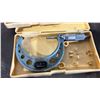 Image 3 : 2 SMALL MITUTOYO COMMERCIAL INDUSTRIAL OUTSIDE MICROMETER GAUGE SETS IN PLASTIC TRANSPORT CASES