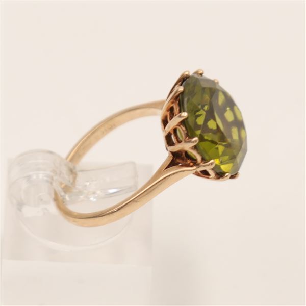 Gold Ring W Precious Stone