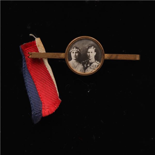 English Royalty Lapel Badge