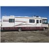 Image 5 : 2000 La Palma Monaco Motor Home- Ford V10- Generator- 44547 Miles- Slide Out- Runs And Drives