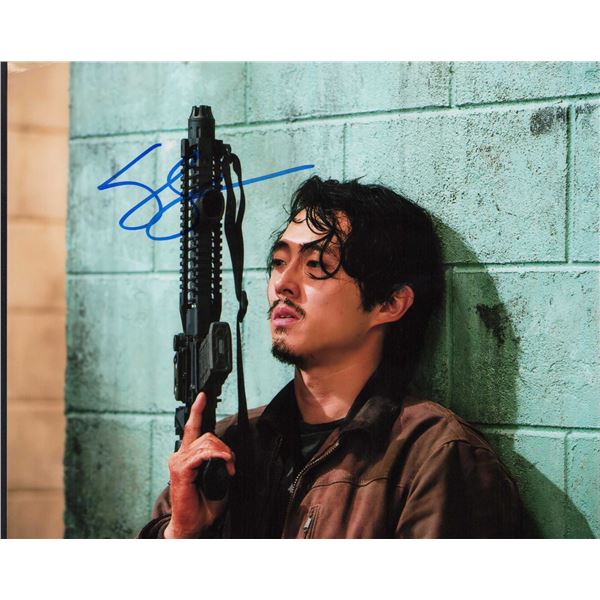 Steven Yeun signed photo Walking Dead