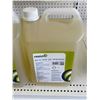 Image 2 : Group of 3 Interior cleaner/shampoo
